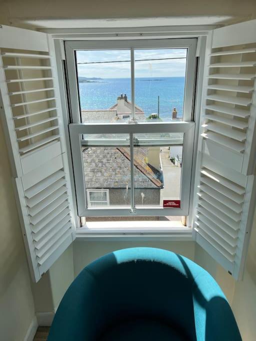 Luxury Modern Suite In Marazion With Parking Экстерьер фото